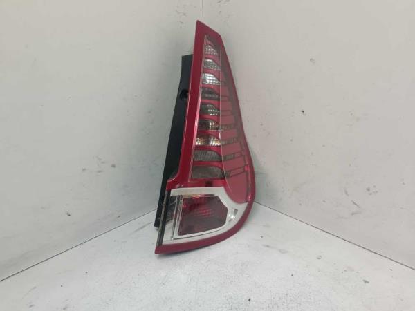 FEU ARRIERE DROIT RENAULT - Vue 1